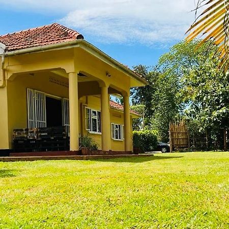 Buutu Nest Bed and Breakfast Jinja Eksteriør billede